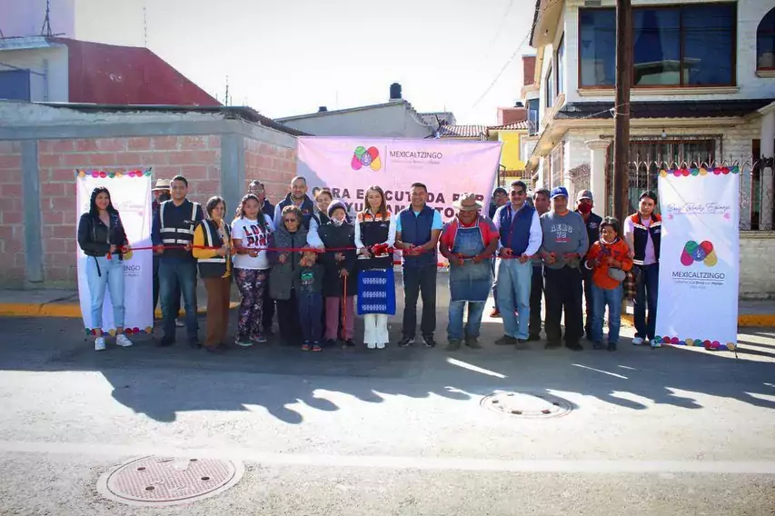 Hicimos entrega de la Obra de la calle Cuauhtemoc donde jpg