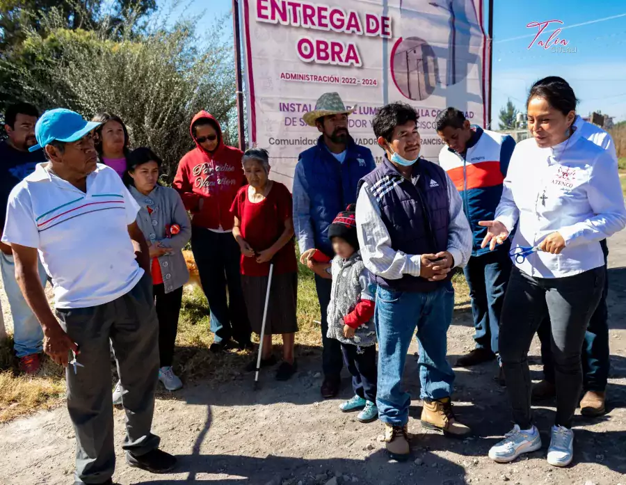 Instalacion de Luminarias en la comunidad de San Salvador Atenco jpg