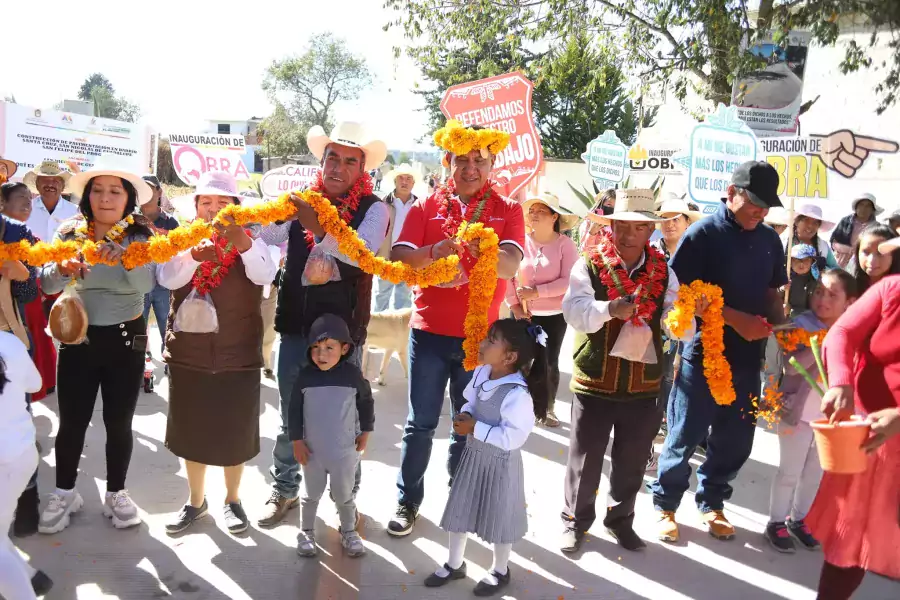 Las ninas y ninos de nuestro San Felipe Magico nos jpg