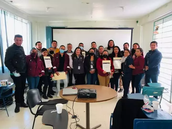 Miembros del Centro de Bienestar y Proteccion Animal de Texcoco jpg