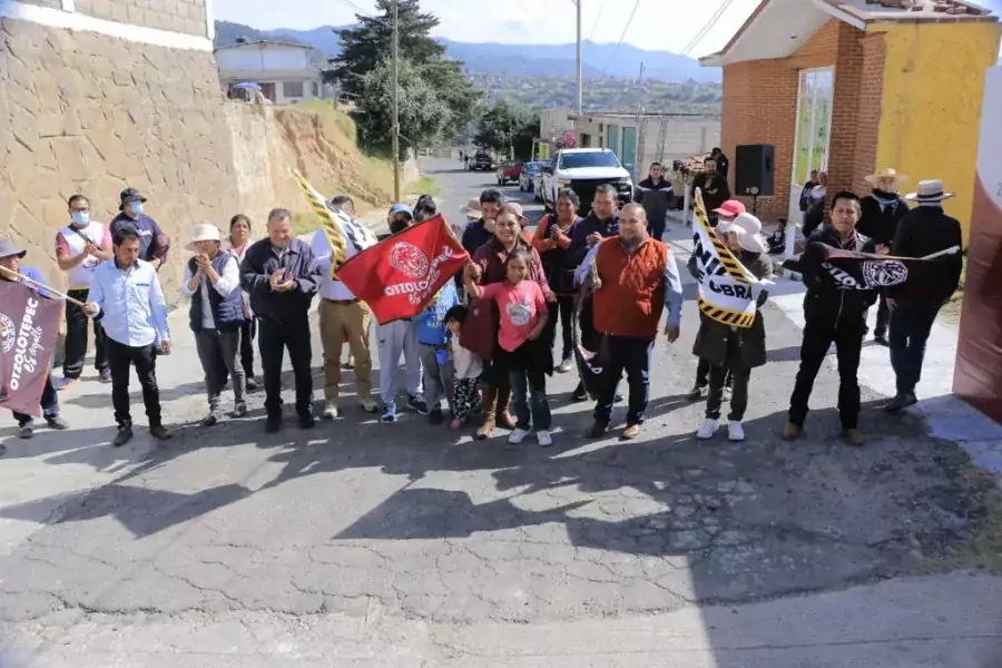 Por mejor movilidad iniciamos pavimentacion asfaltica en calle Colon de jpg