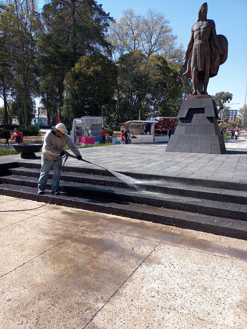 1672790100 Nuestro equipo de Servicios Publicos Toluca se encuentra realizando la