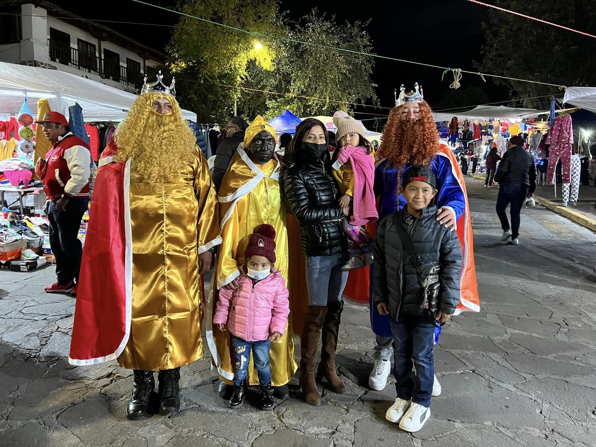 1673011895 872 Los Reyes Magos recorren el centro de la Cabecera Municipal