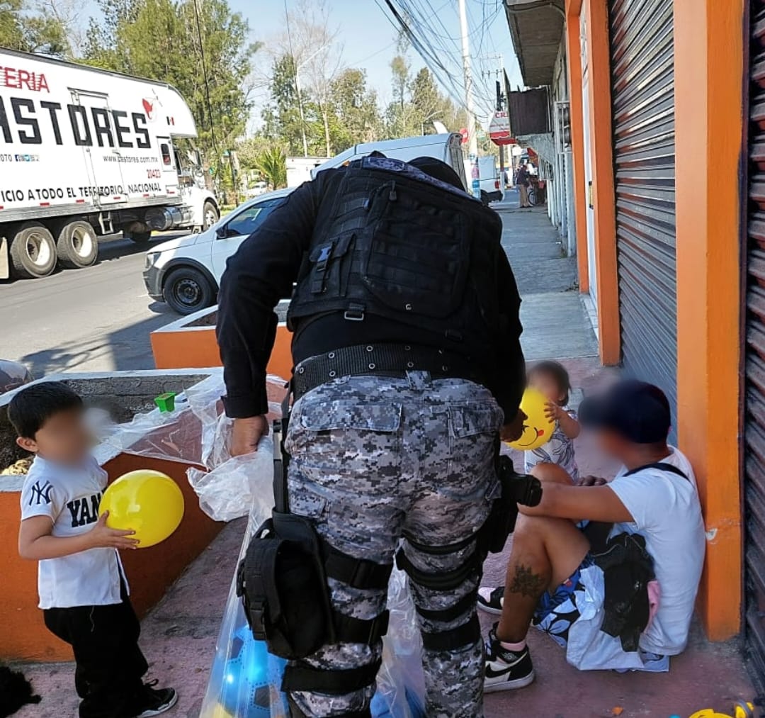 1673043799 767 ReyesMagos2023 Este dia nuestro policias del Grupo Metropolitano de