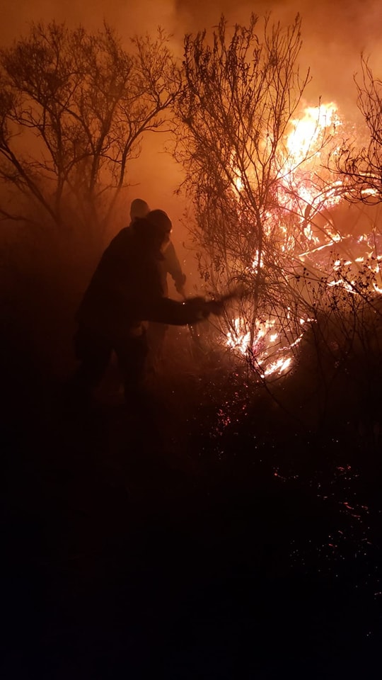 1673096696 404 Elementos del equipo de Bomberos de AtizapanDeZaragoza trabajan para sofocar