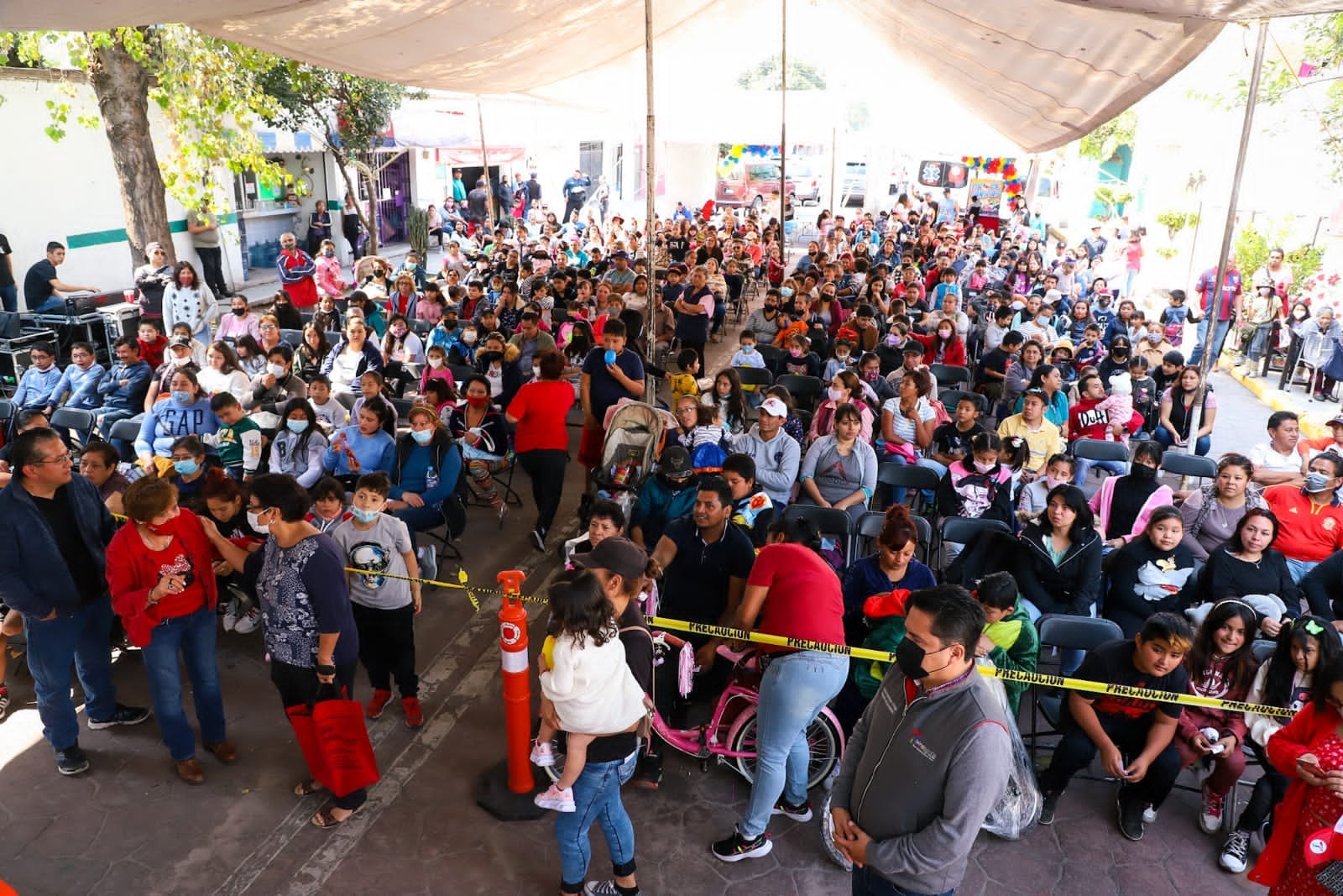 1673183221 92 Nuestro Presidente Municipal Tony Rodriguez continua festejando el Dia de