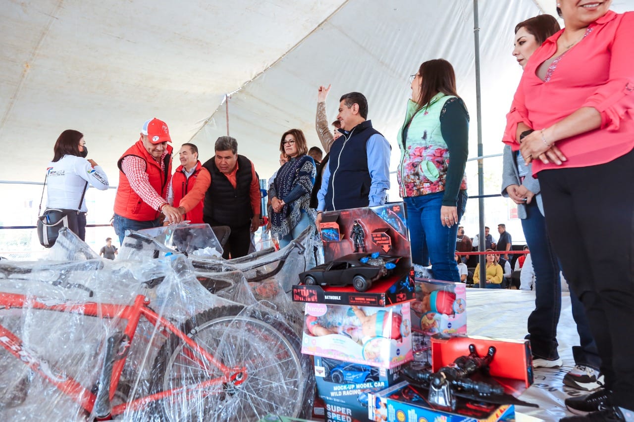 1673183222 362 Nuestro Presidente Municipal Tony Rodriguez continua festejando el Dia de