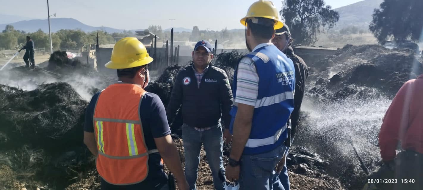 1673272617 449 Atencion El Incendio en calle La Cruz esquina Camino Real