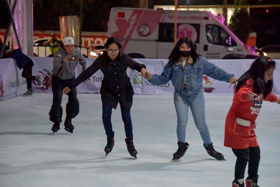 1673373642 292 Con dos funciones circenses de patinaje sobre hielo acceso a