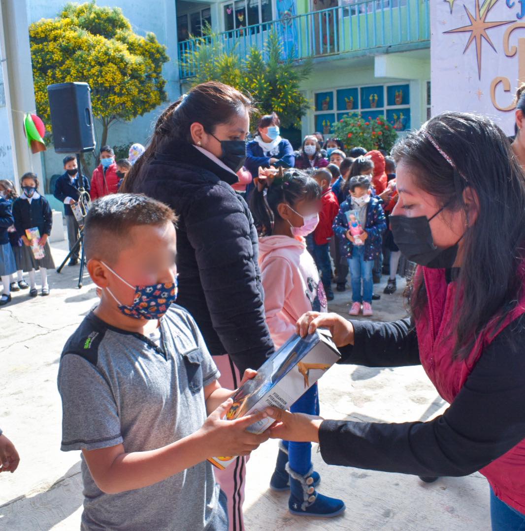 1673384814 834 Estuvimos en la Esc Prim Benito Juarez en Santa