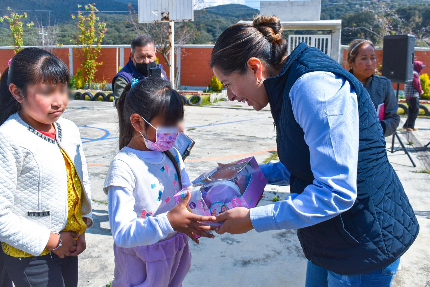 1673451079 277 Nuestro recorrido por el municipio para entregar mas juguetes