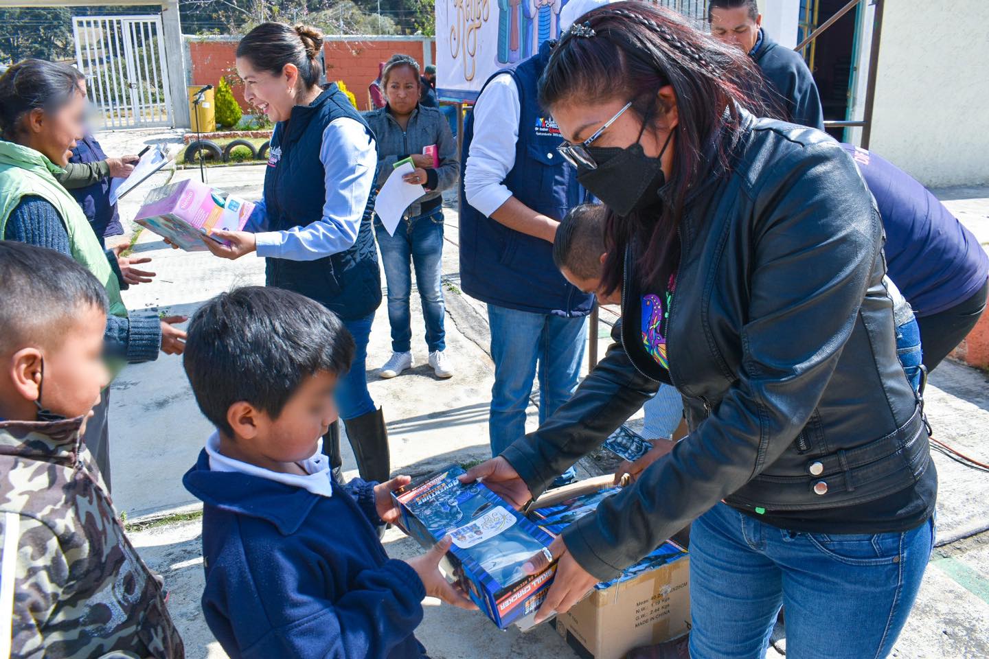 1673451079 644 Nuestro recorrido por el municipio para entregar mas juguetes