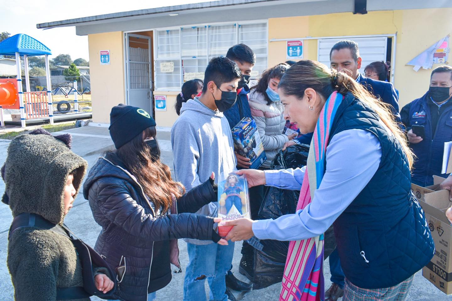 1673481300 83 La encomienda de los Reyes Magos continua el dia