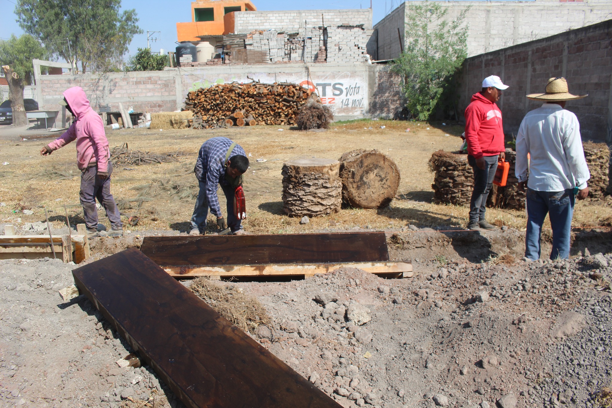 1673563137 160 ¡¡¡¡CONSTRUCCION DE GUARNICIONES Y BANQUETAS EN PRADOS