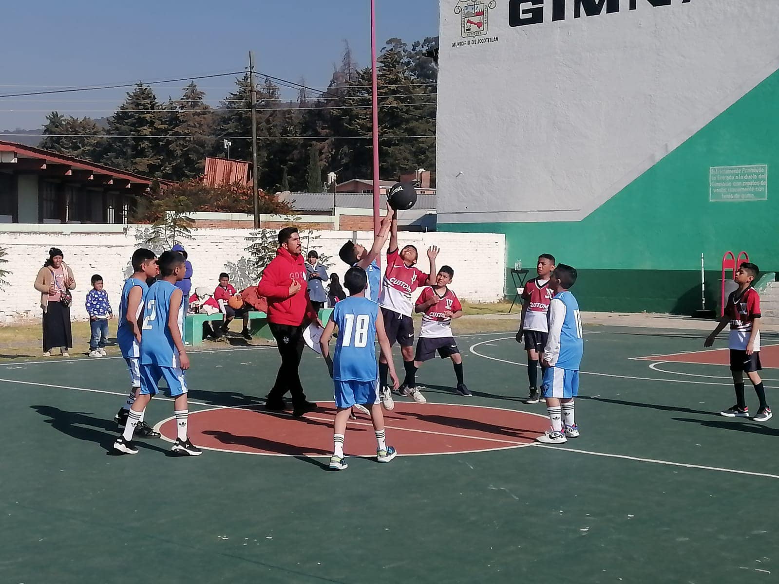 1673617246 999 El dia de hoy recibimos a los alumnos y padres