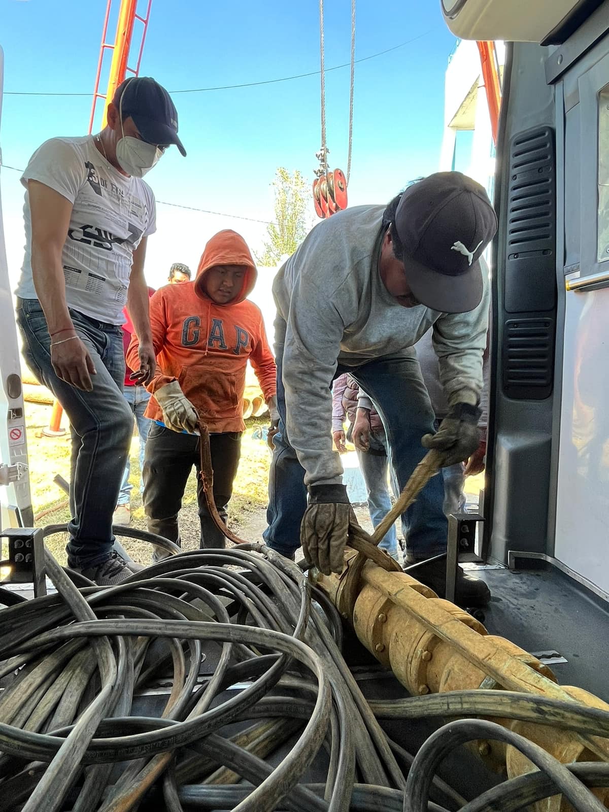 1673736460 633 Estamos comenzando la instalacion de la bomba de extraccion de