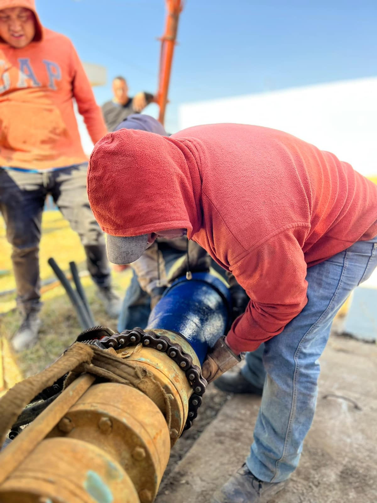 1673736460 885 Estamos comenzando la instalacion de la bomba de extraccion de