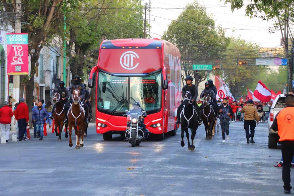 1673794633 Nuestros elementos de Seguridad y Proteccion de Toluca resguardan las