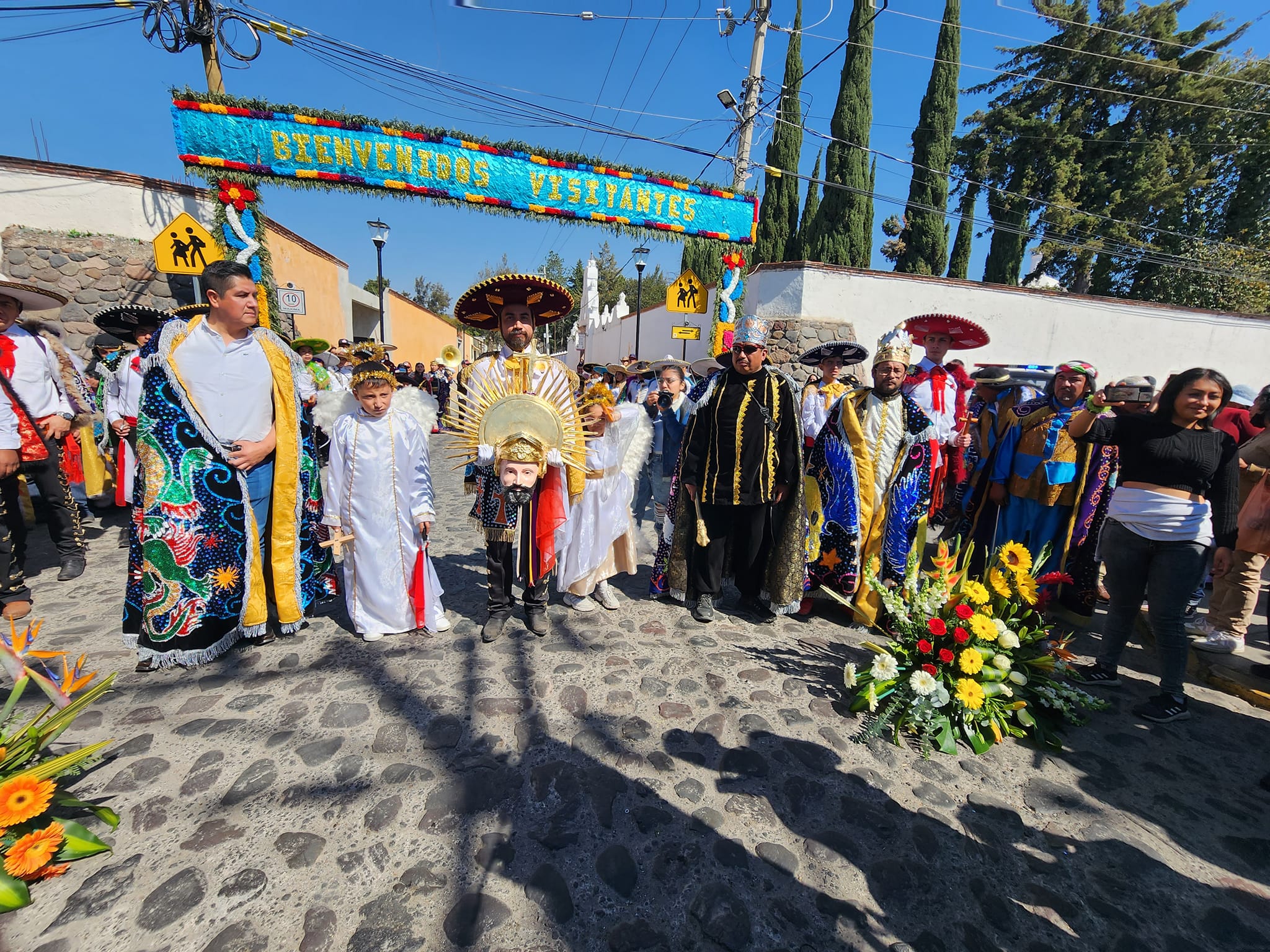 1673825950 246 Se Recibio a la Mayordomia de los Mexicanos Dando inicio