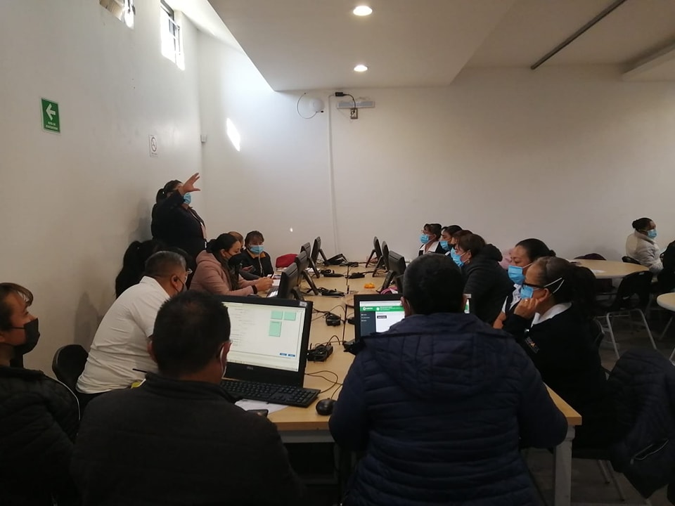 1673900986 942 La Biblioteca Digital y Municipal Otompa recibieron la visita del