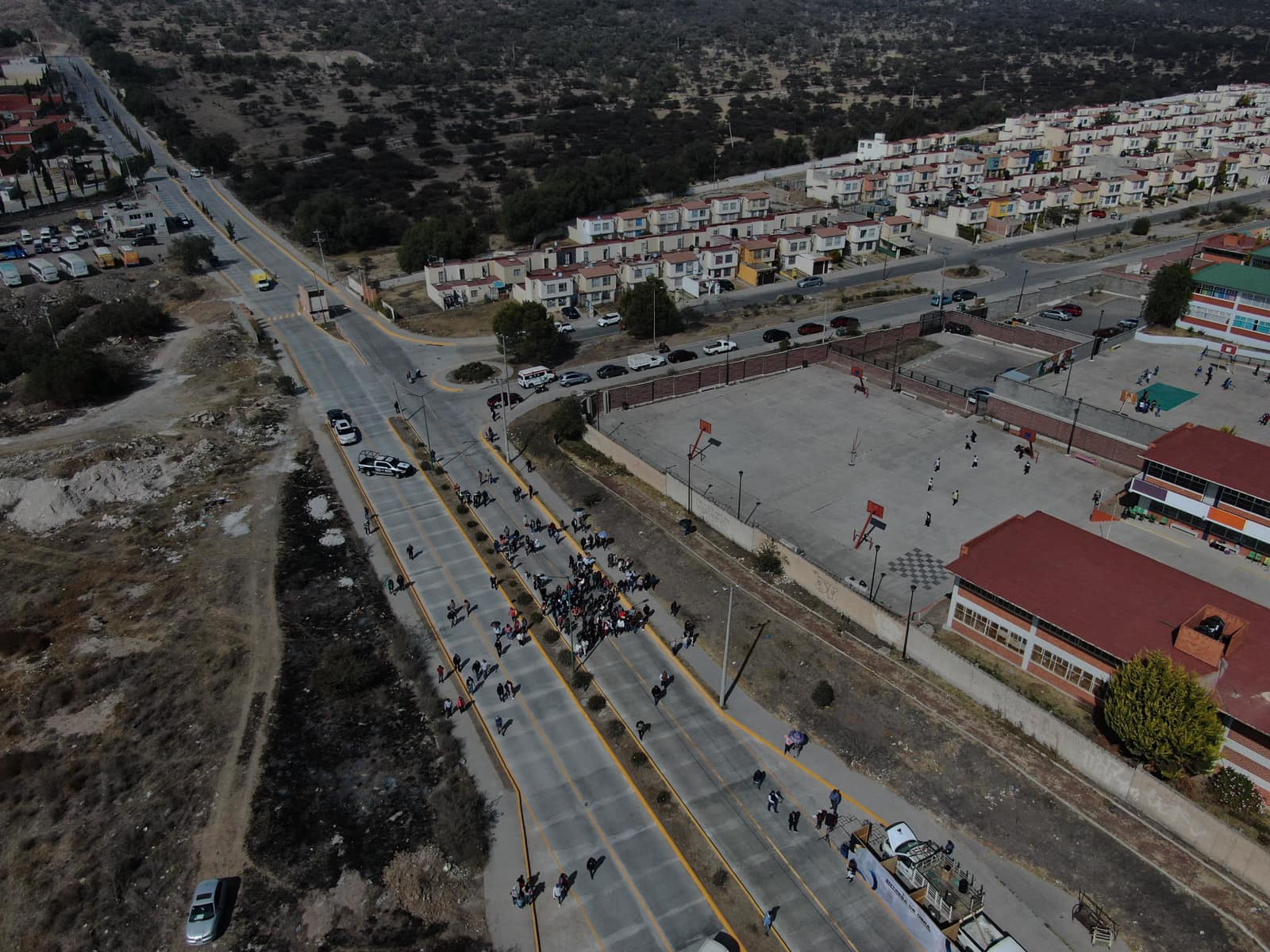 1674073940 El dia de hoy se hizo entrega de obra en