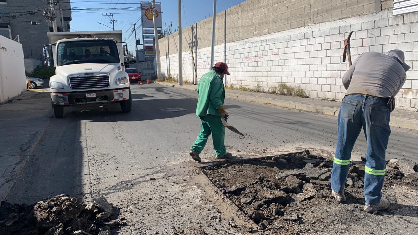 1674245867 760 ¡Seguimos dandole duro a los baches Calle Vicente Guerrero