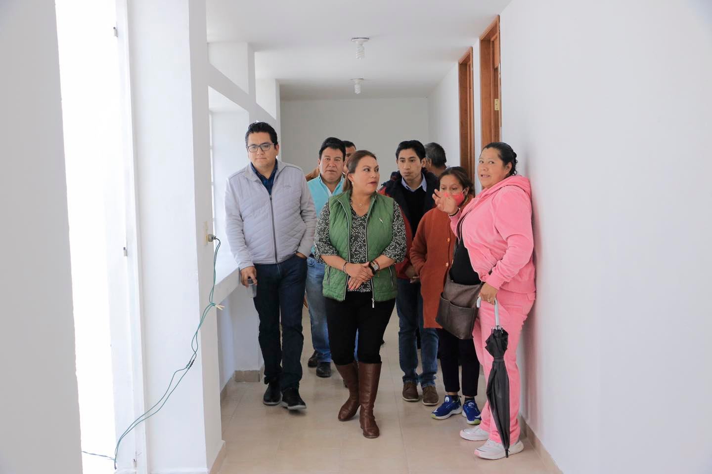 1674250697 754 ¡Con partido y pastel Entregamos rehabilitacion de la casa de