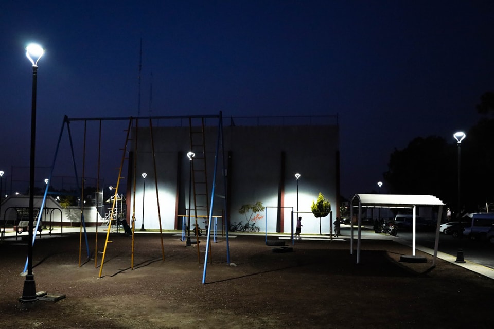 1674303289 575 El Ayuntamiento de Texcoco se encuentra realizando trabajos de iluminacion