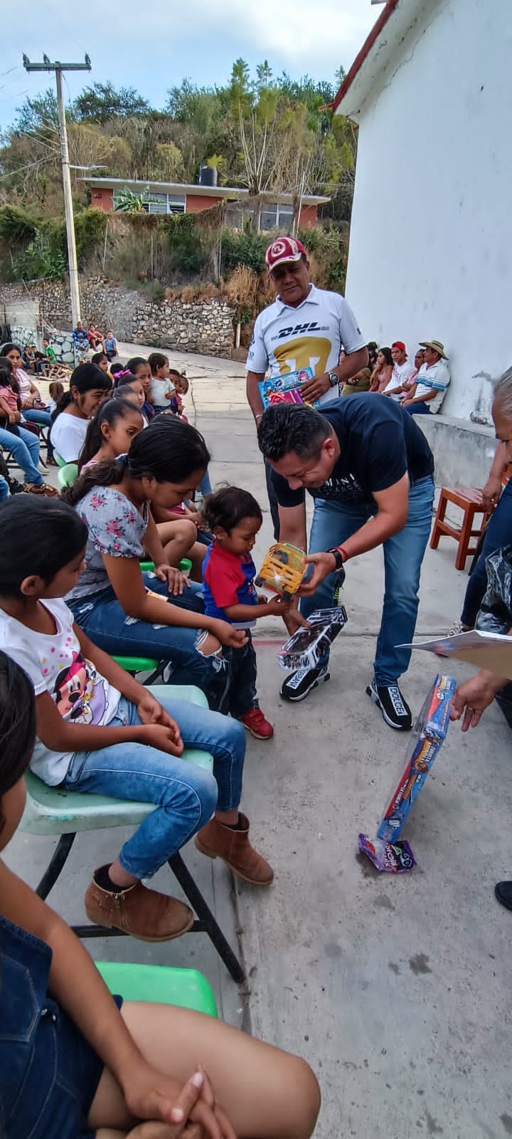 1674306574 577 Seguimos festejando a los reyes de la casa en esta