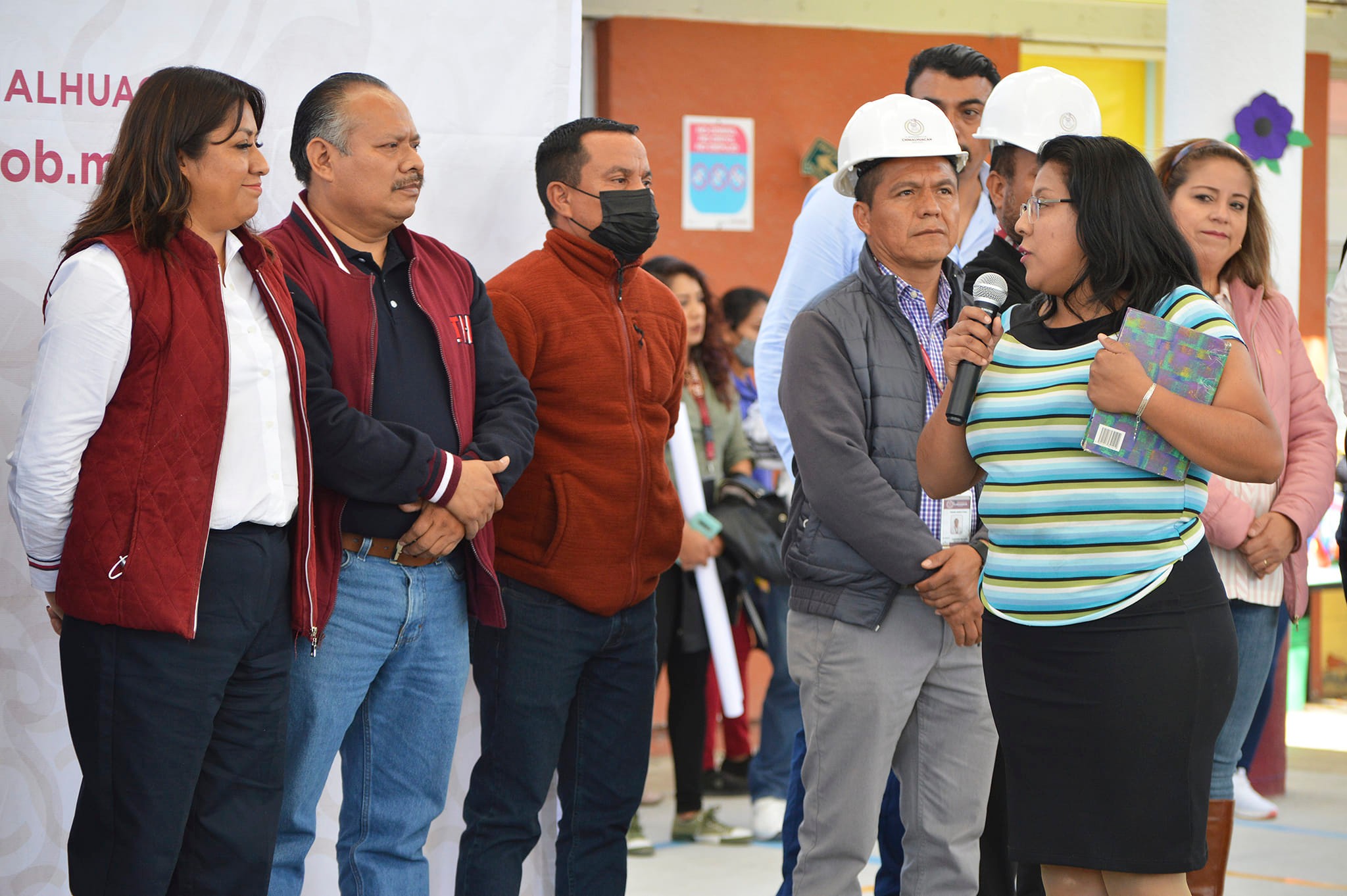 1674601709 436 XOCHITL FLORES ENTREGA OBRAS EN ESCUELAS QUE HABIAN SIDO OLVIDADAS