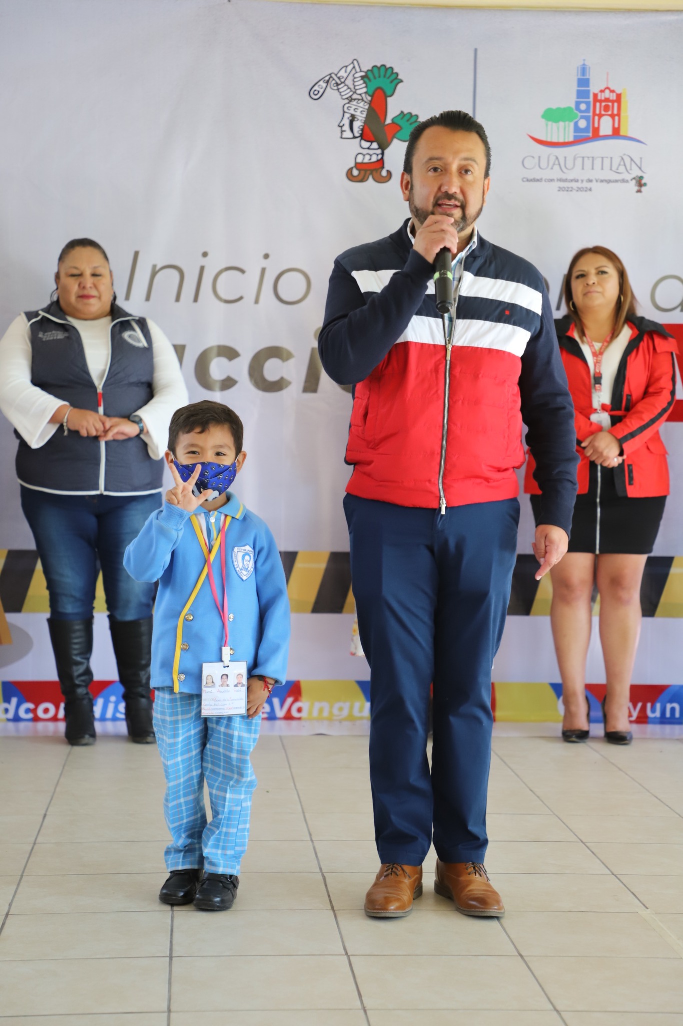 1674660216 11 Al poner en marcha la obra del arcotecho en el