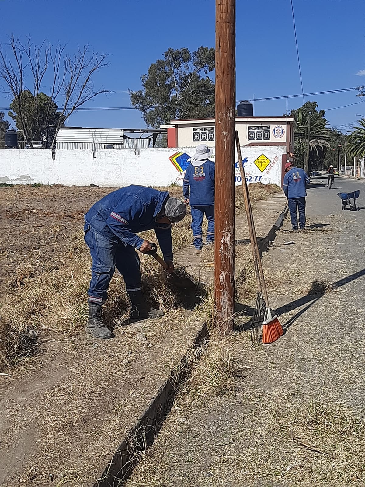 1674667256 La Direccion de Servicios Publicos lleva a cabo limpieza en