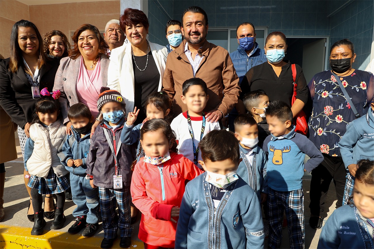 1674756413 479 Al entregar los modulos sanitarios y la impermeabilizacion de salones