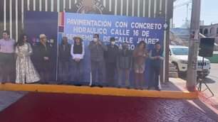 1674764001 Pavimentacion con concreto hidraulico estampado en la calle 16 de