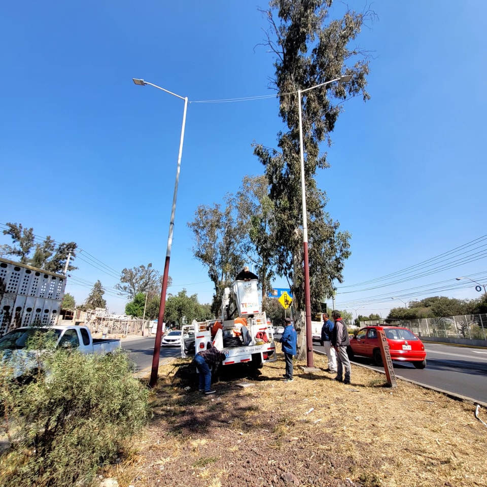 1674842132 436 El Ayuntamiento de Texcoco realiza trabajos de reparacion en luminarias