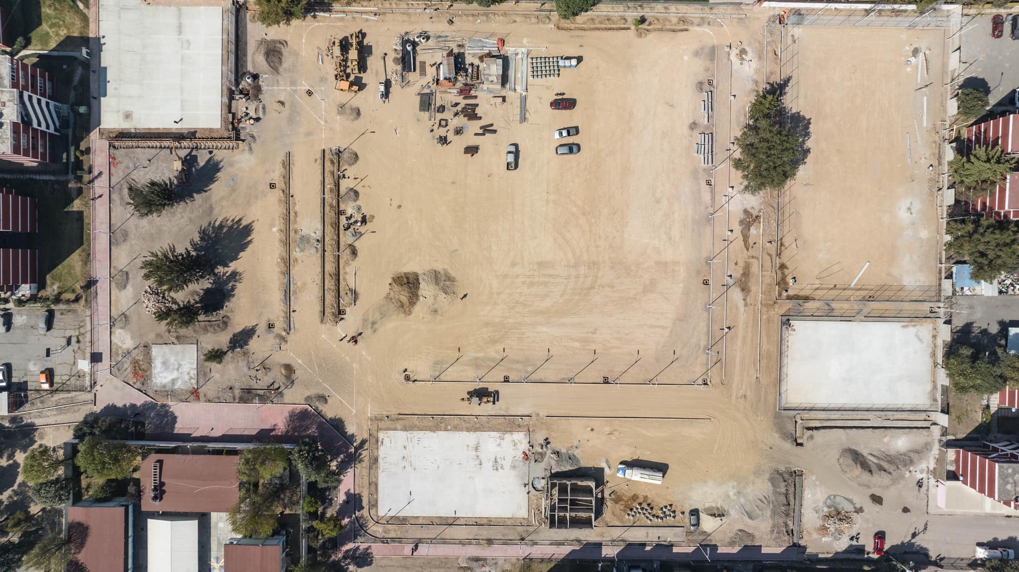 1674911085 990 ¡Asi va la construccion del estadio de beisbol en la