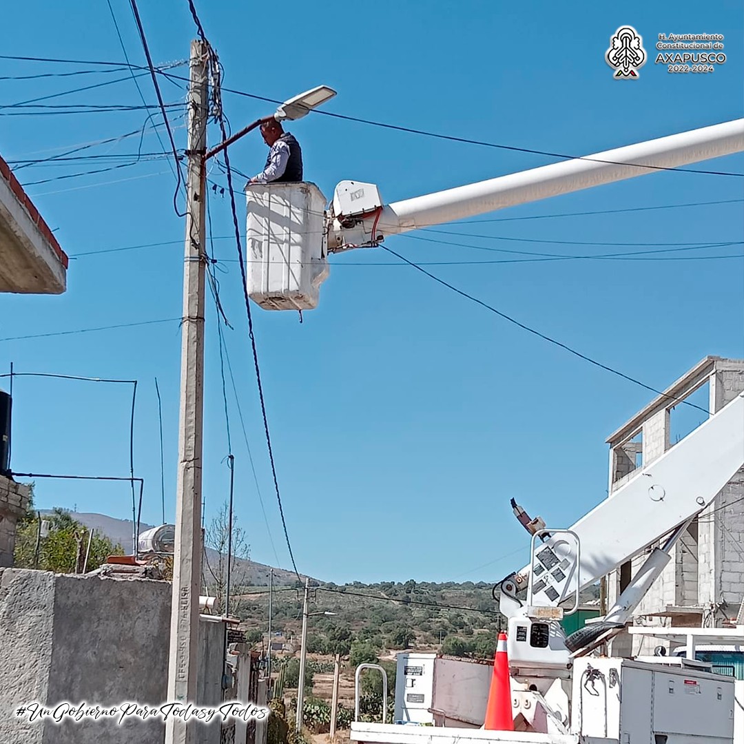 1674926306 55 Los trabajos de la Coordinacion de AlumbradoPublico del H Ayuntamiento