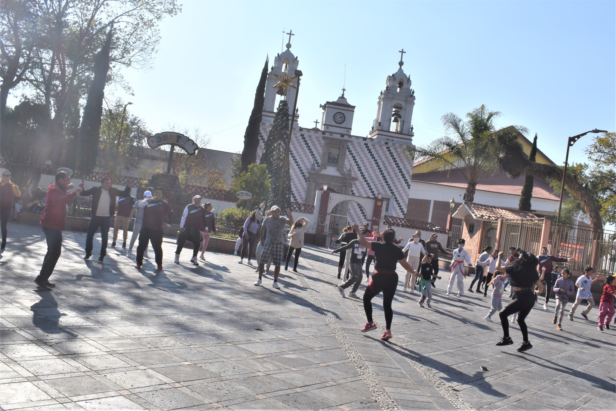 1674940244 261 Esta manana tuvo lugar JORNADA DEPORTIVA FAMILIAR en la