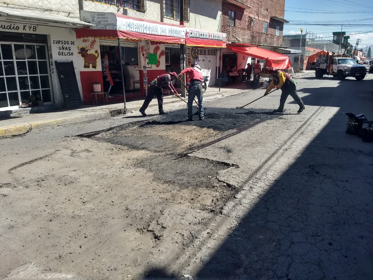 1674947024 643 ServiciosPublicos Seguimos trabajando en nuestras calles y vialidades a