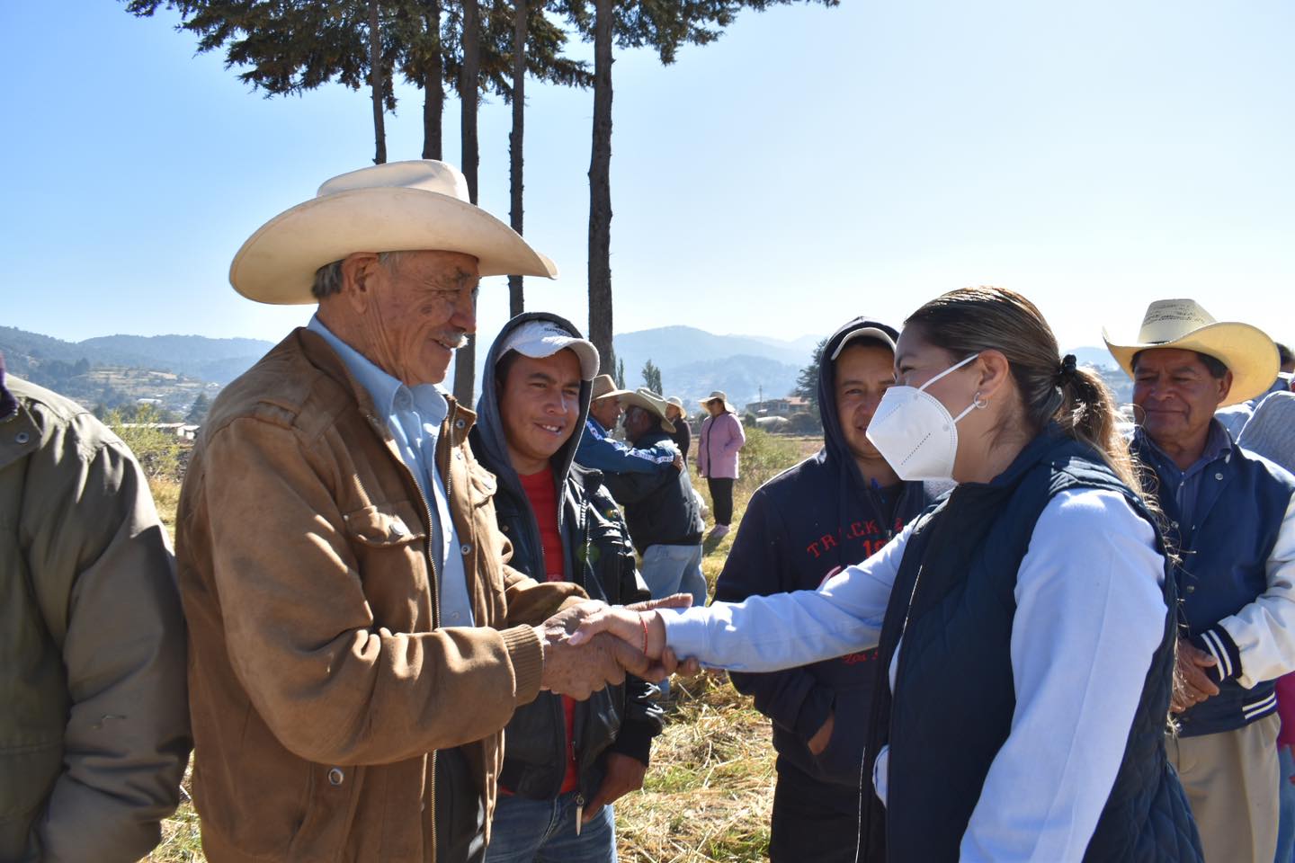 1674995327 788 En un dia historico para San Lorenzo Malacota entregamos la