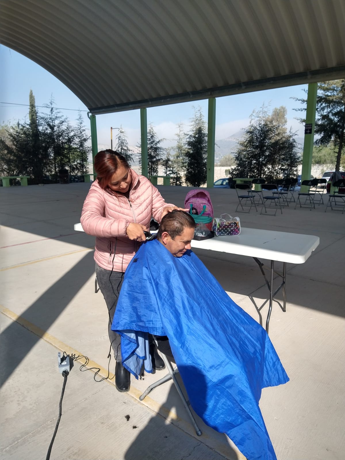 1675118679 795 REALIZAMOS CORTES GRATUITOS DE CABELLO