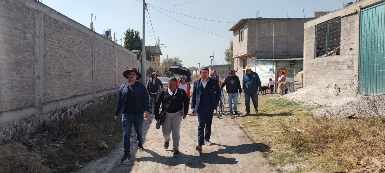 1675188893 894 Miembros del Ayuntamiento de Texcoco realizan recorridos en comunidades para