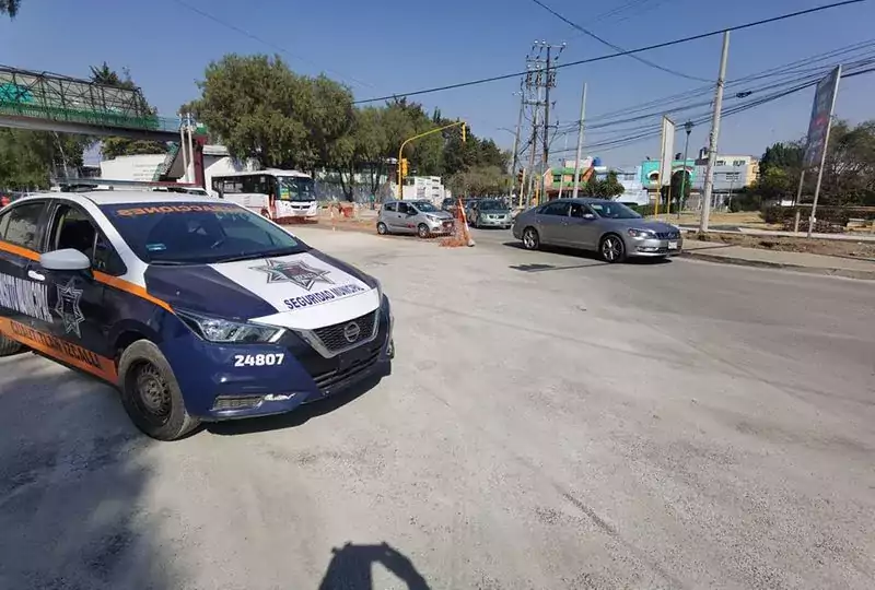 A fin de mejorar el flujo vehicular durante los trabajos jpg