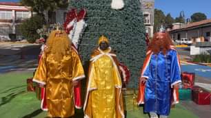 Amiguitos vengan a tomarse la foto con los Reyes Magos