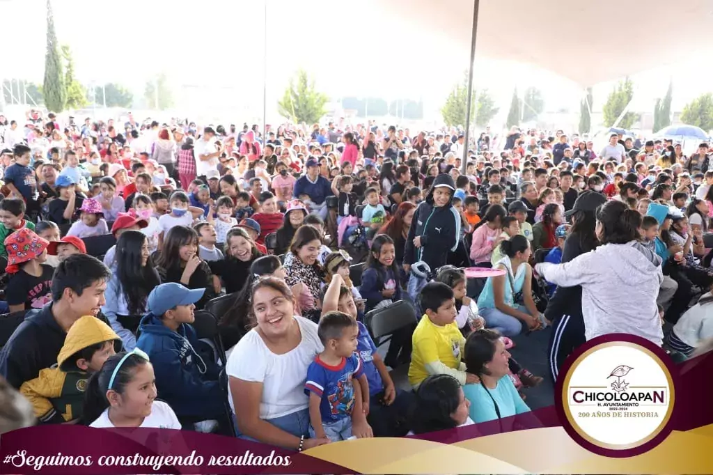 Chicoloapan celebra en grande el Dia de Reyes Magos en jpg