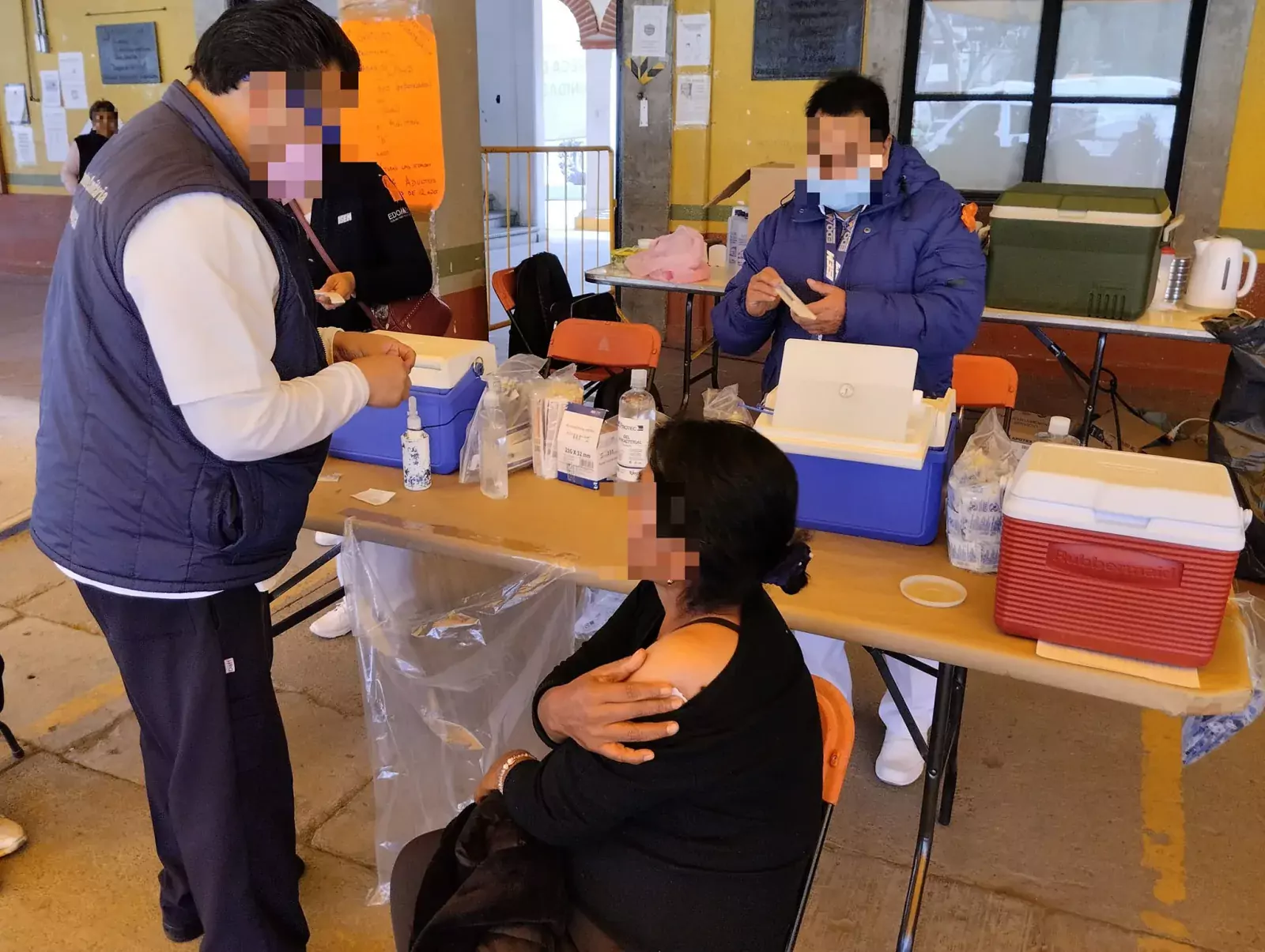 Continuamos con la Jornada de Salud frente a los arcos jpg