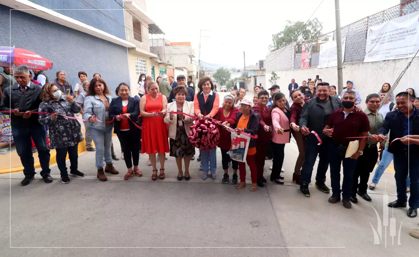 ContinuamosTransformandoTuVida construyendo mas calles nuevas el dia de ayer jpg