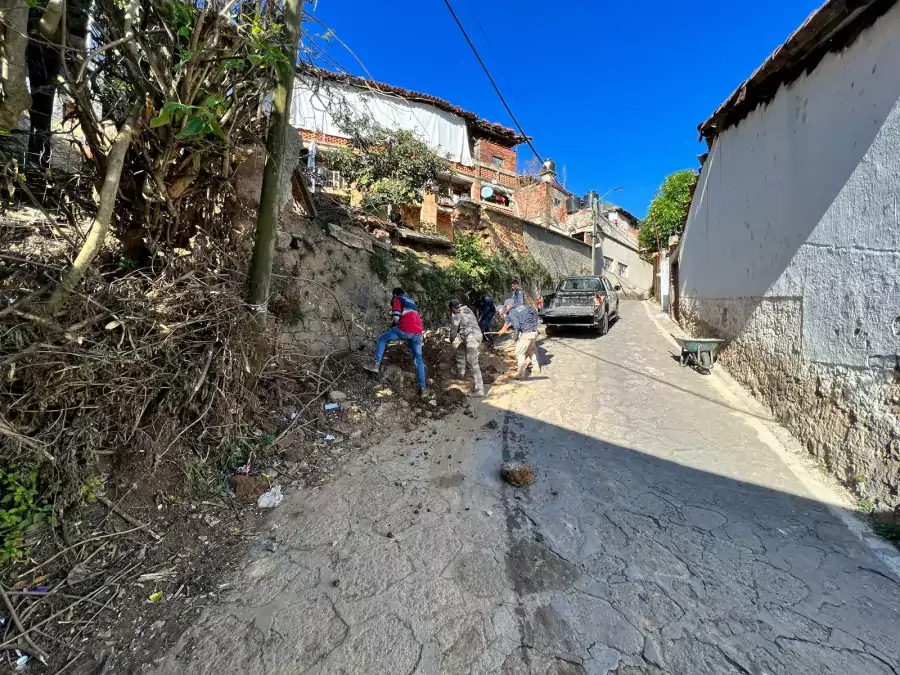 Dando seguimiento a los recorridos que realiza Proteccion Civil en jpg