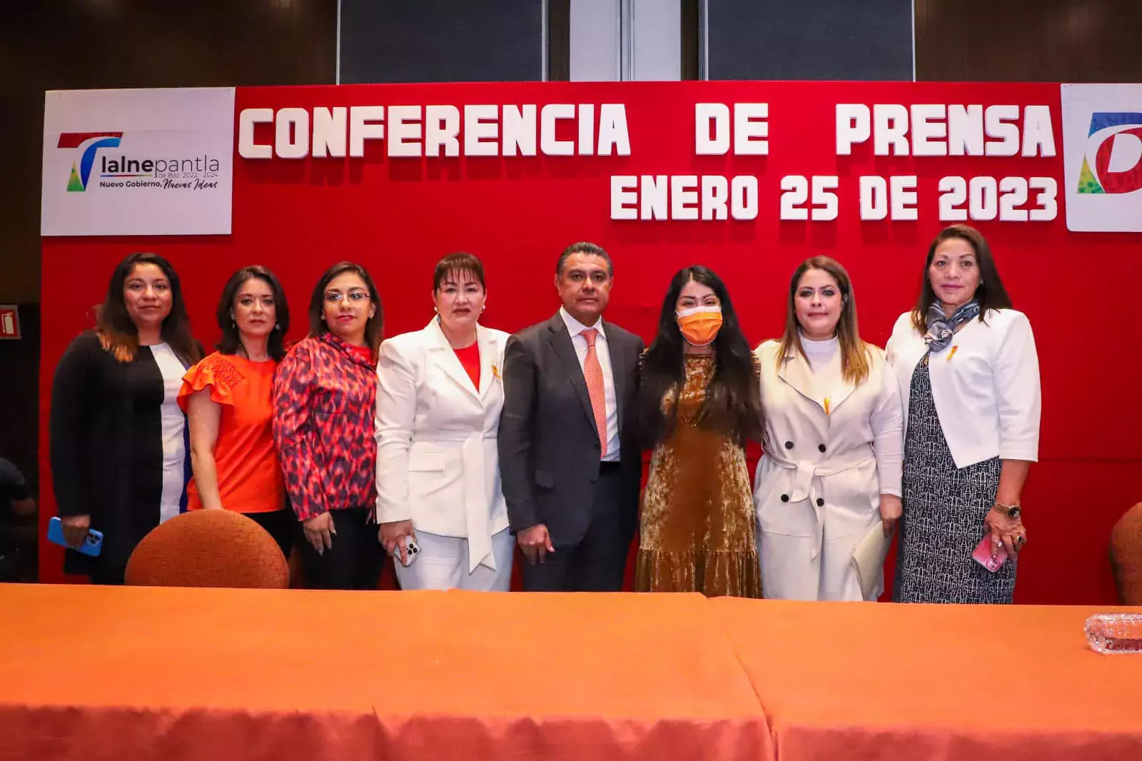 Dentro de la conmemoracion del Dia Naranja se llevo a jpg