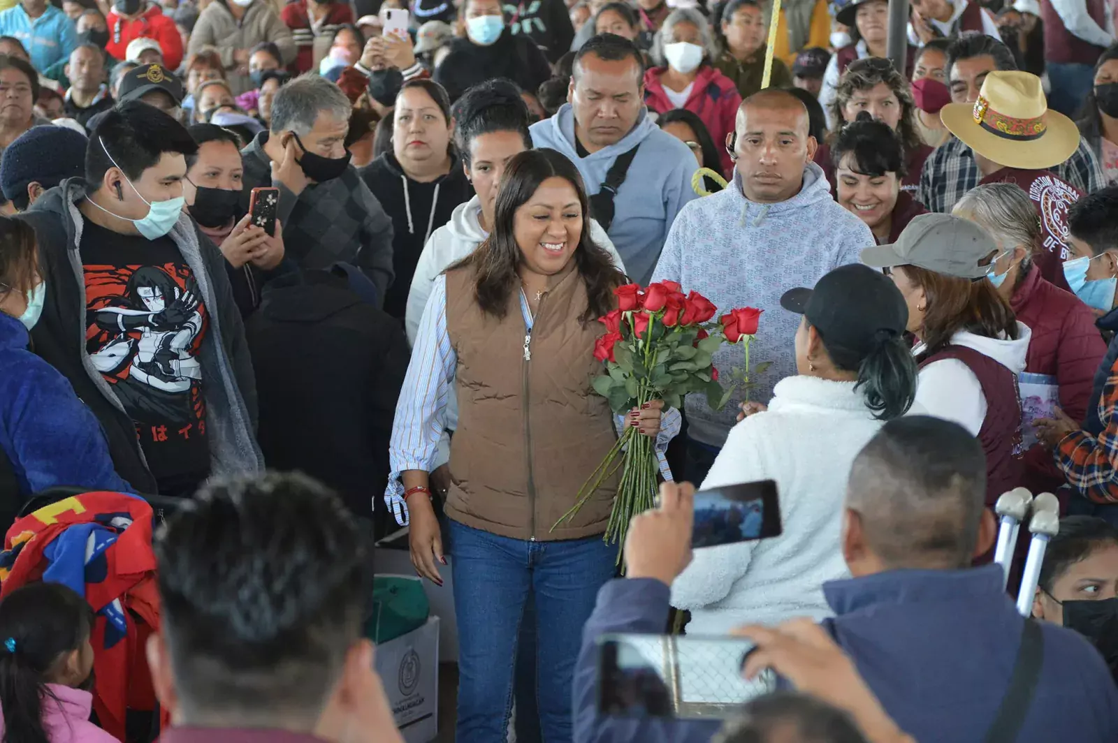 ENTREGA DEL PROGRAMA ALIMENTACION CON IGUALDAD EN SU SEGUNDO DIA jpg